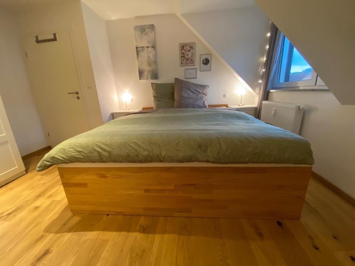 Modernes Penthouse, Nahe Wuerzburg Apartment Luaran gambar