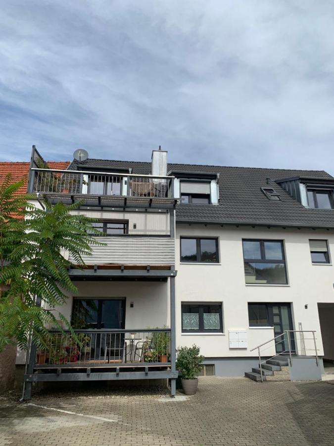 Modernes Penthouse, Nahe Wuerzburg Apartment Luaran gambar
