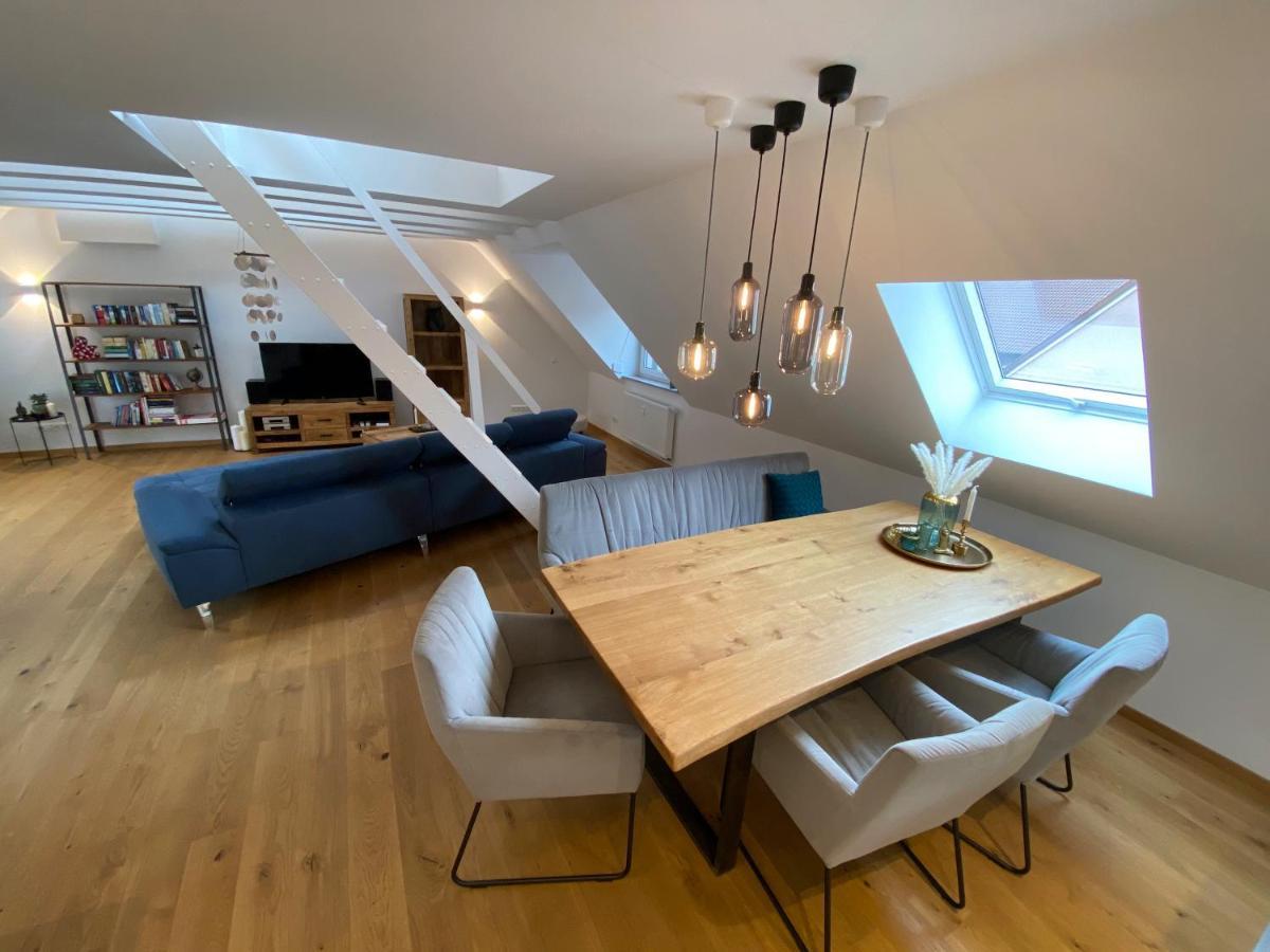 Modernes Penthouse, Nahe Wuerzburg Apartment Luaran gambar